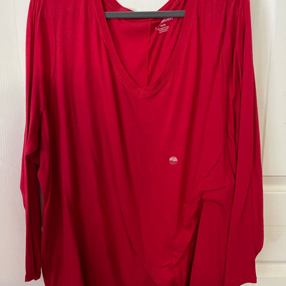 Lane Bryant 26/28 Red v neck long sleeve tee, new, tag on